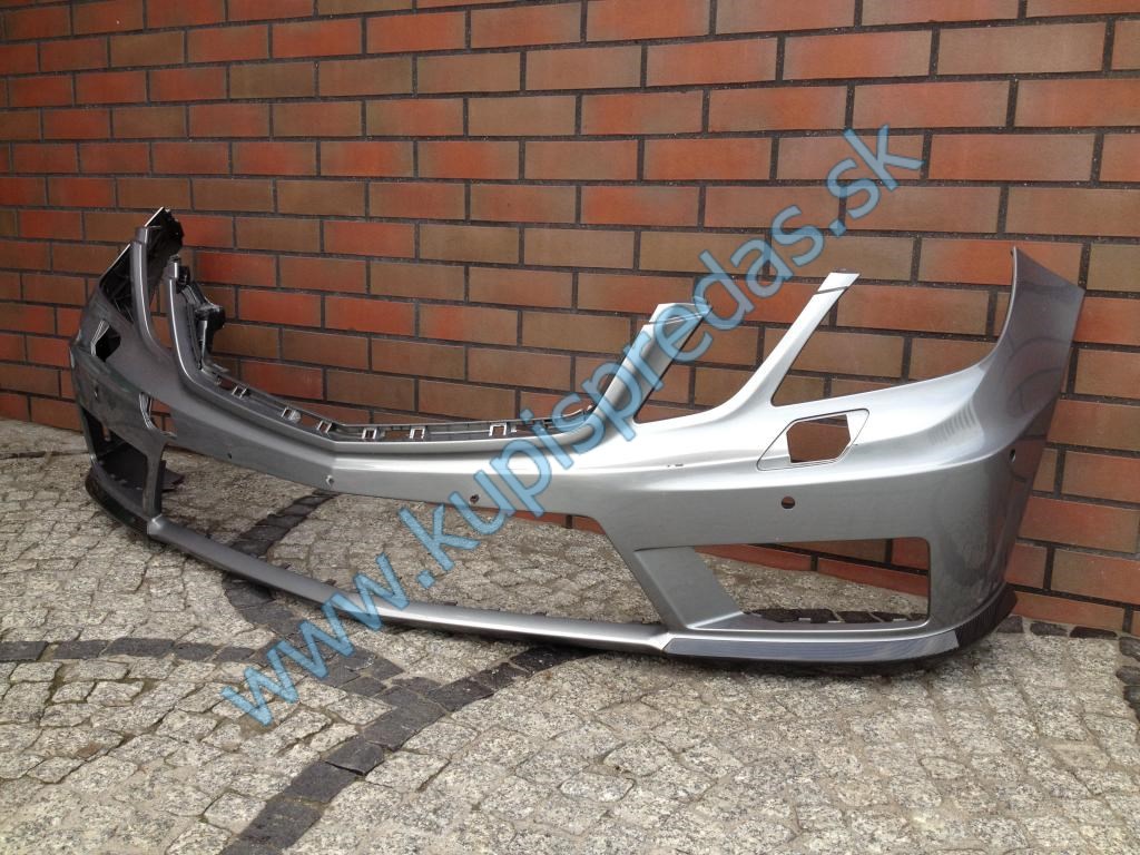 Predný nárazník MERCEDES E W212 6.3 6.5 AMG Carbon
